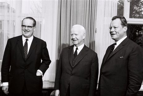Heinrich Lübke mit Willy Brandt und Herbert Wehner
